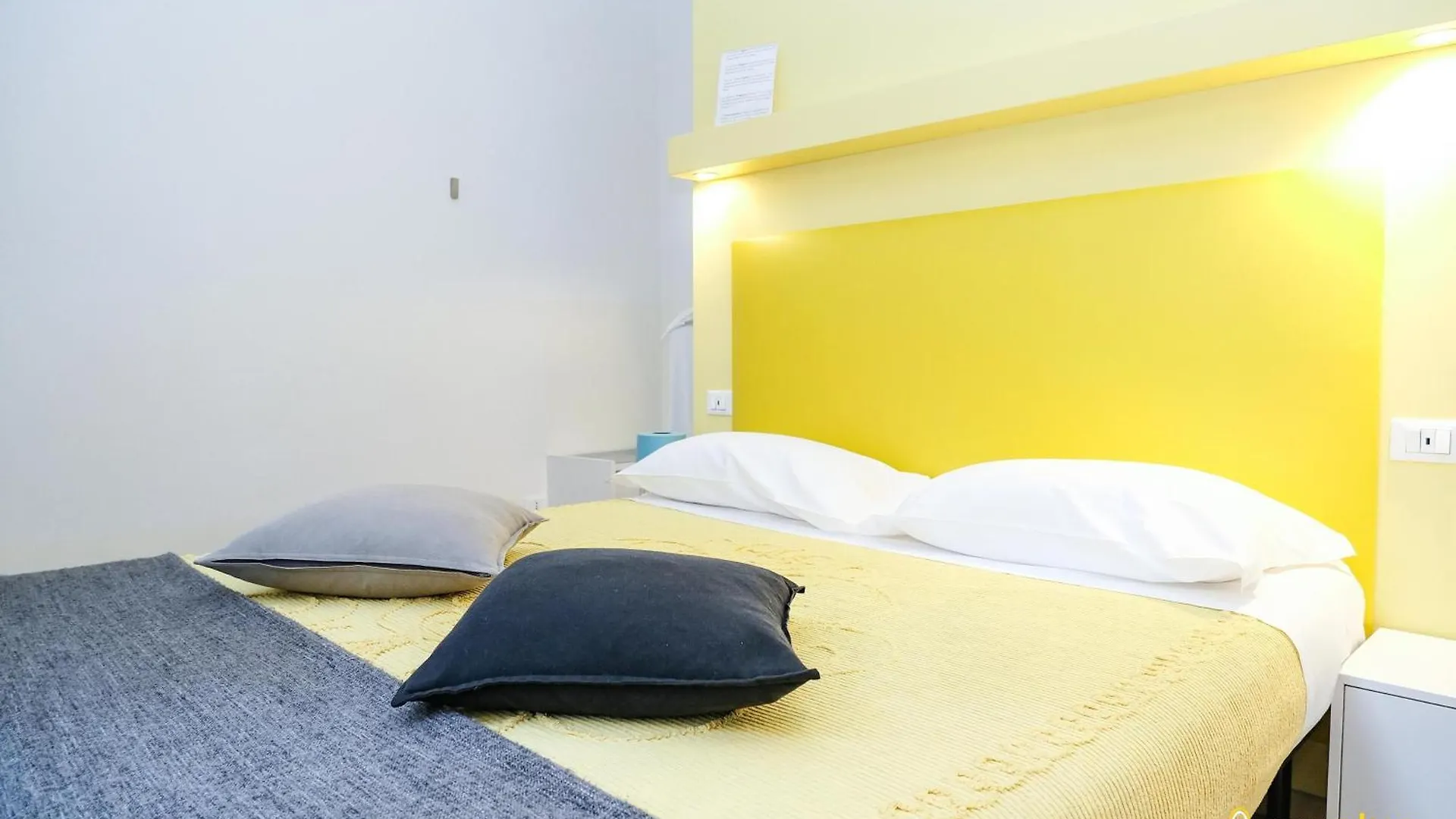Lia Rooms Cinque Terre Wave La Spezia 0*,  Italy